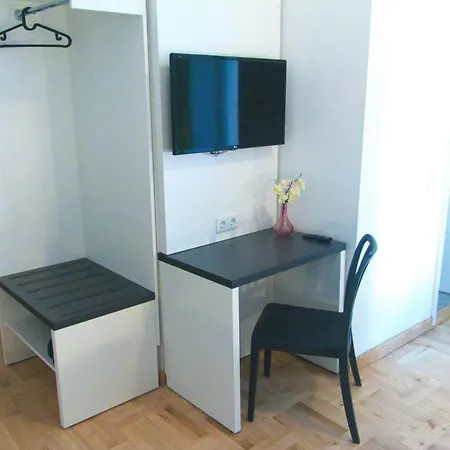 Bestprice Hauptbahnhof Aachen